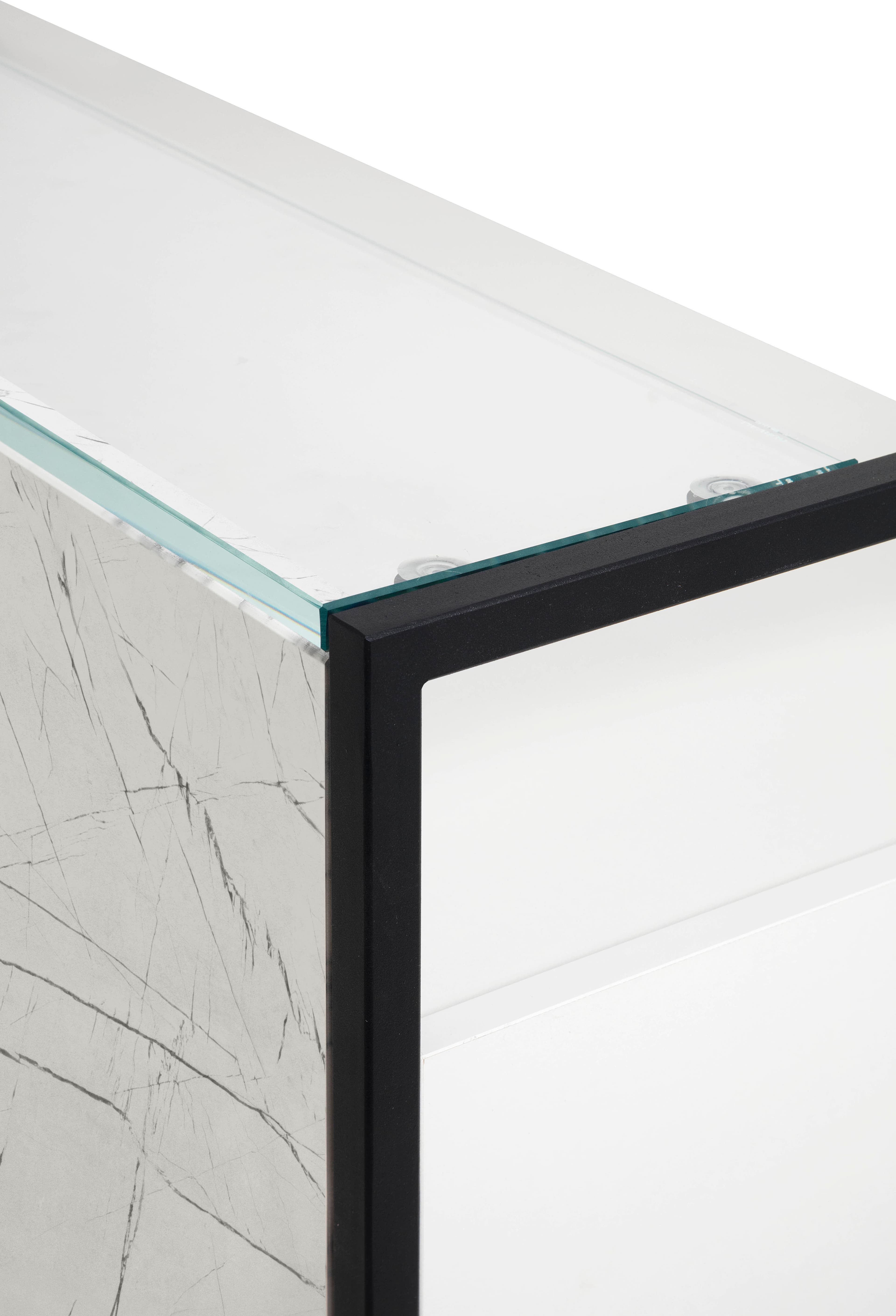 Sage_L30_Light_Grey_PL60_Carrara_detail.jpg